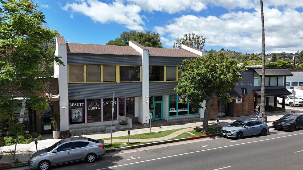 13840 Ventura Blvd, Sherman Oaks, CA à louer - Photo du bâtiment - Image 3 de 3