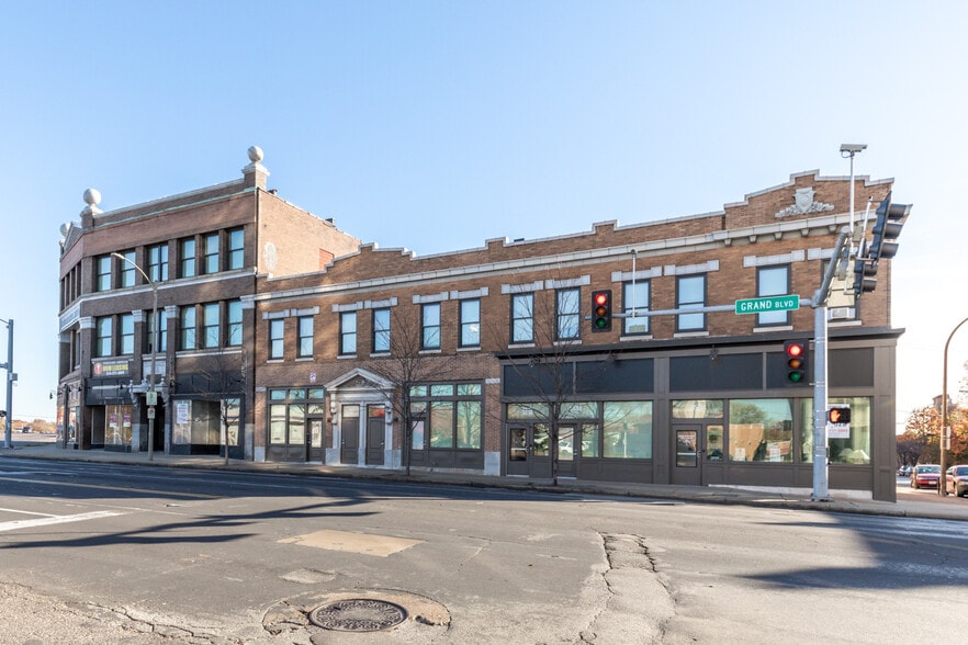 3550-3552 Gravois Ave, Saint Louis, MO for lease - Building Photo - Image 3 of 6