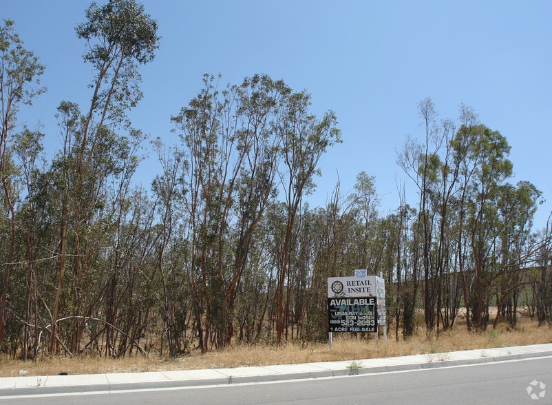 Dexter Ave, Lake Elsinore, CA for sale - Building Photo - Image 2 of 2