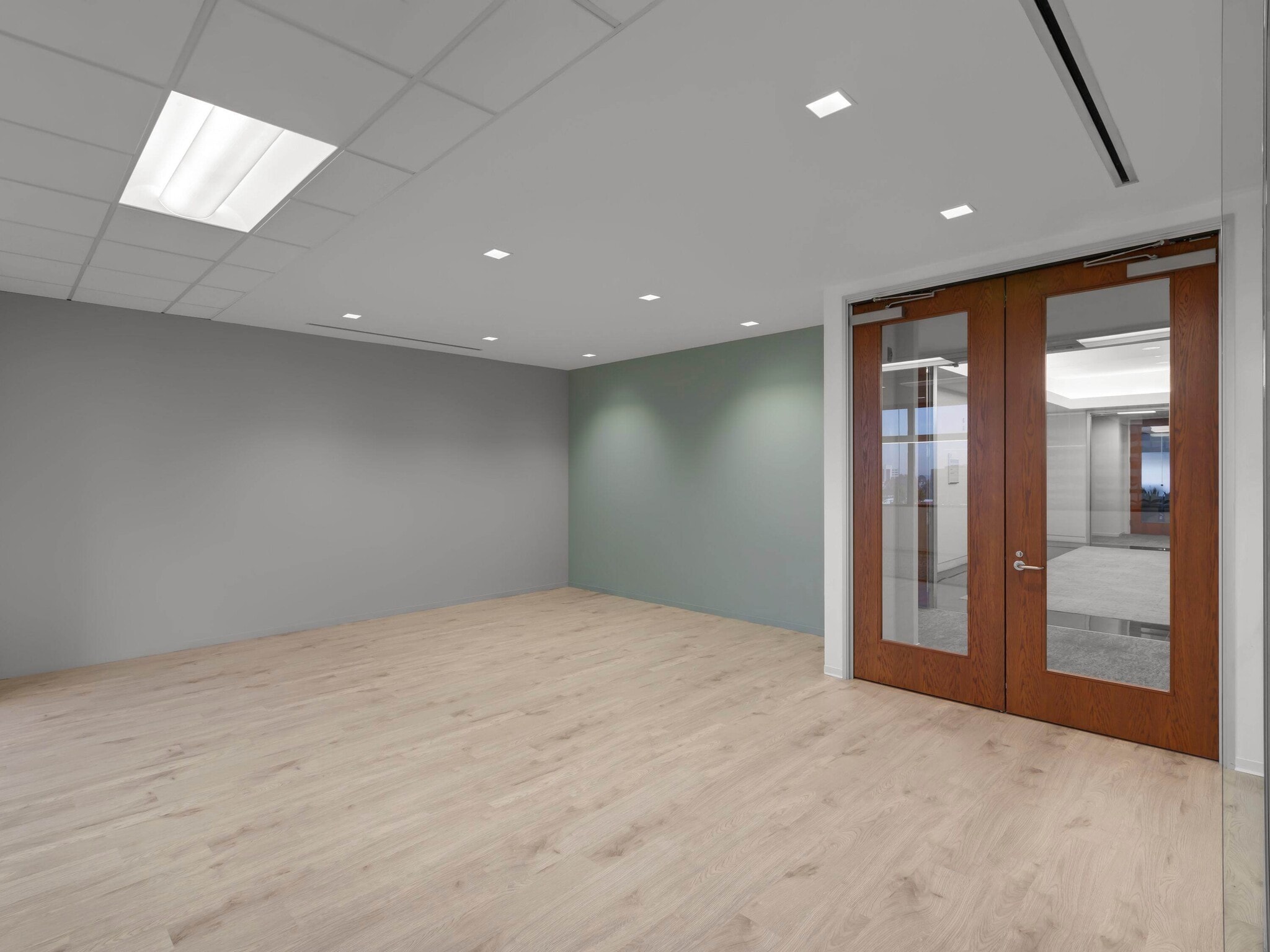 18100 Von Karman Ave, Irvine, CA à louer Photo intérieure- Image 1 de 14