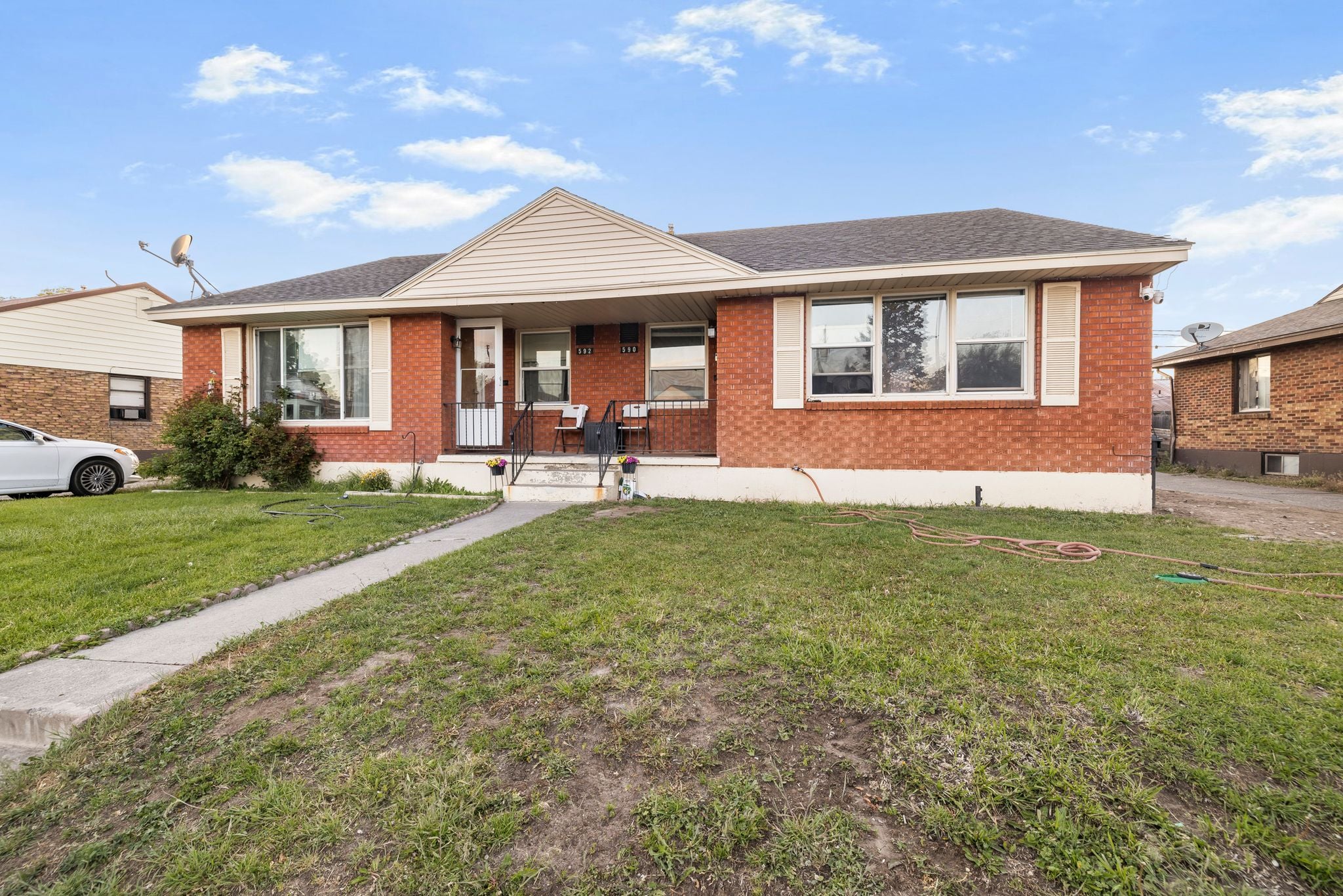 590-592 Holbrook Dr, Idaho Falls, ID for sale Primary Photo- Image 1 of 3