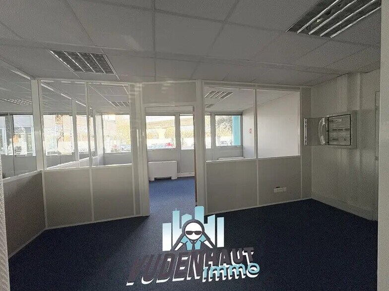 Bureau dans Labège à louer - Photo du bâtiment - Image 2 de 9
