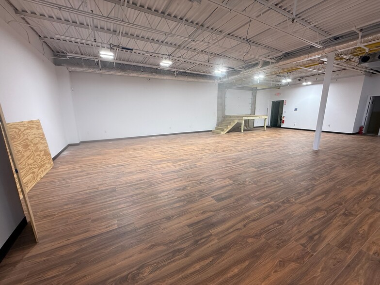 356 S Broadway, Salem, NH for lease - Building Photo - Image 3 of 12