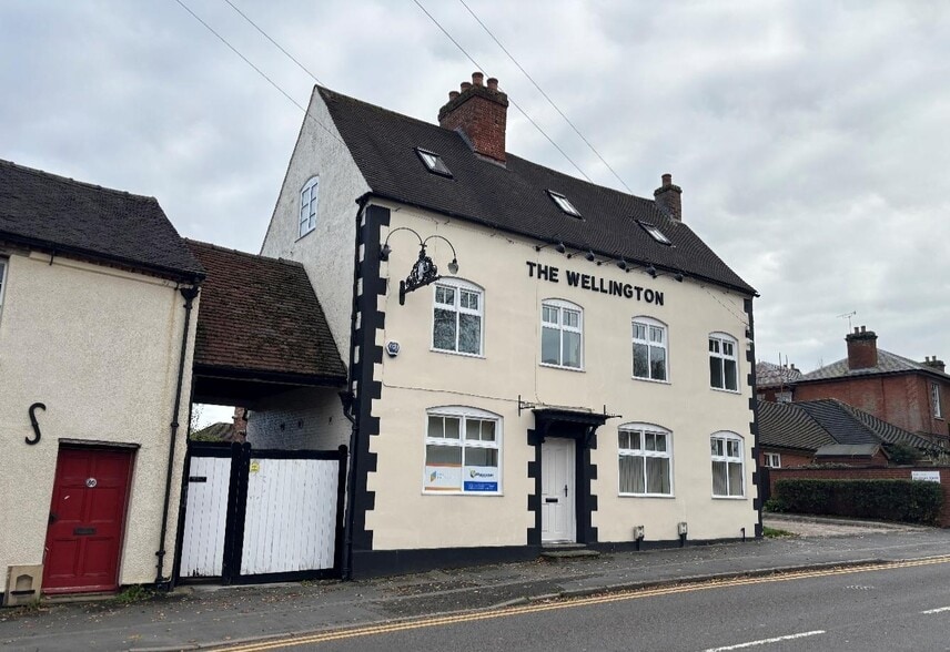 78 High St, Uttoxeter for sale - Building Photo - Image 2 of 3