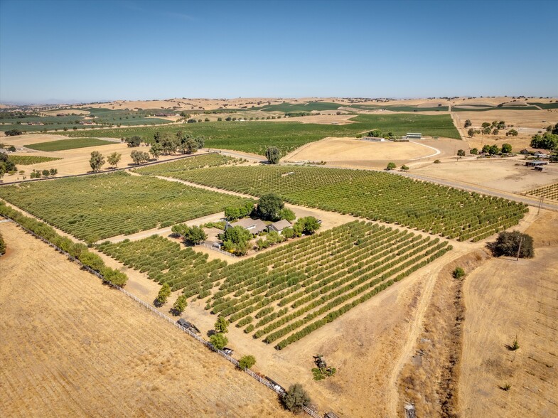 5055 Rancho La Loma Linda Dr, Paso Robles, CA à vendre - Photo principale - Image 1 de 62