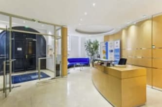 14 Rue Saint-Benoît, Paris à louer Hall d’entrée- Image 1 de 5