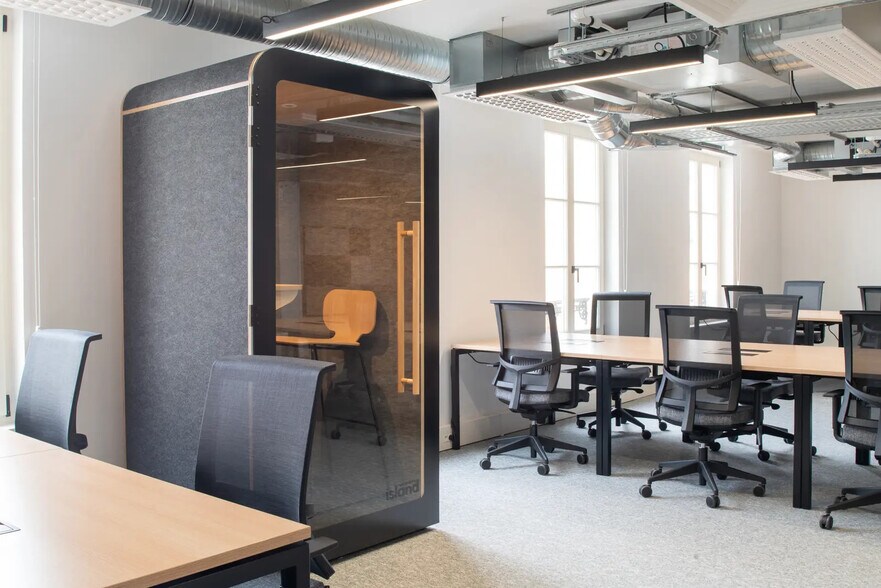 27 Rue Lucien Sampaix, Paris à louer - Photo du bâtiment - Image 3 de 40