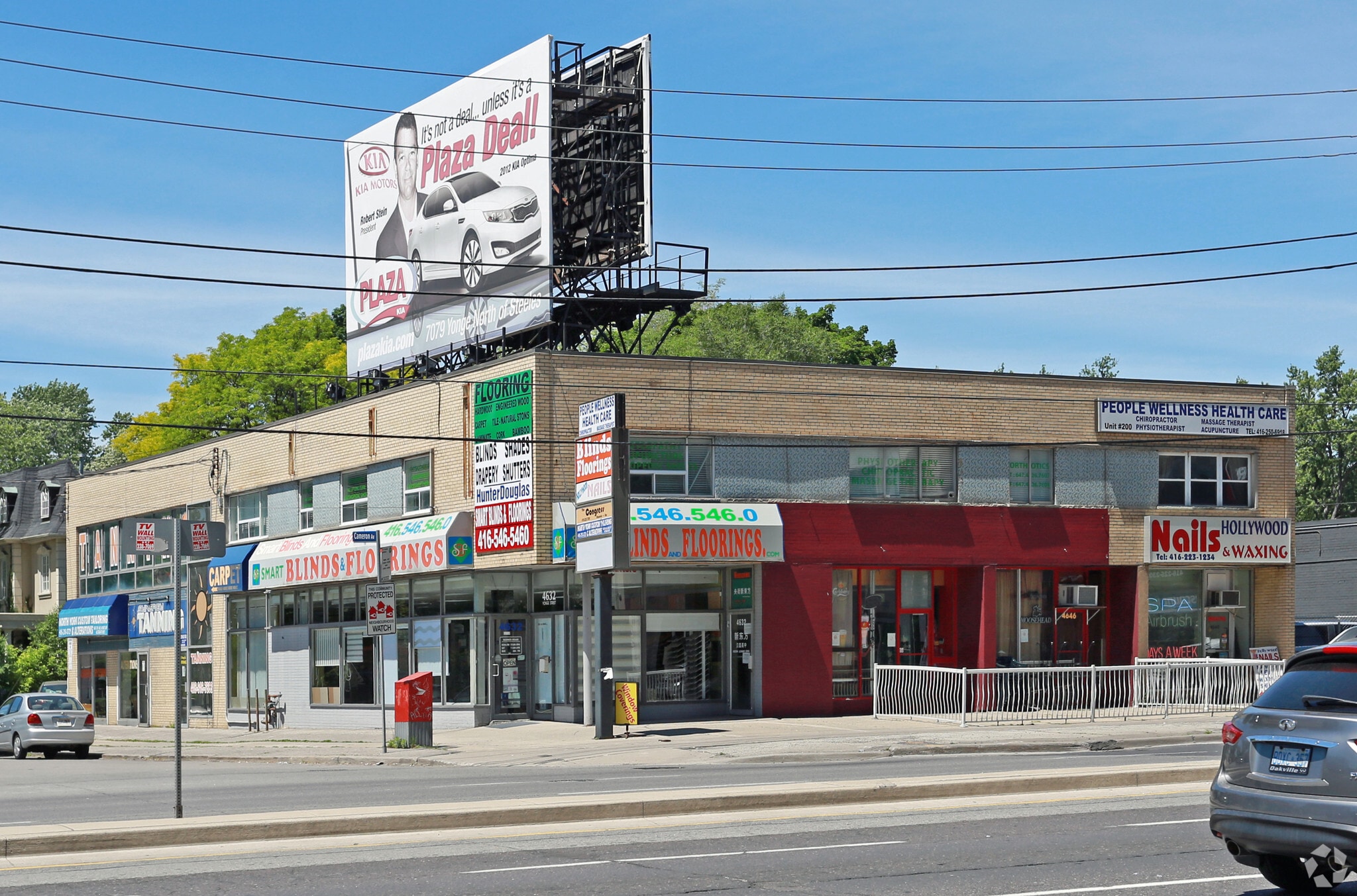 632–4656 Yonge St and 16–18 Cameron Ave portfolio of 2 properties for sale on LoopNet.ca Primary Photo- Image 1 of 9