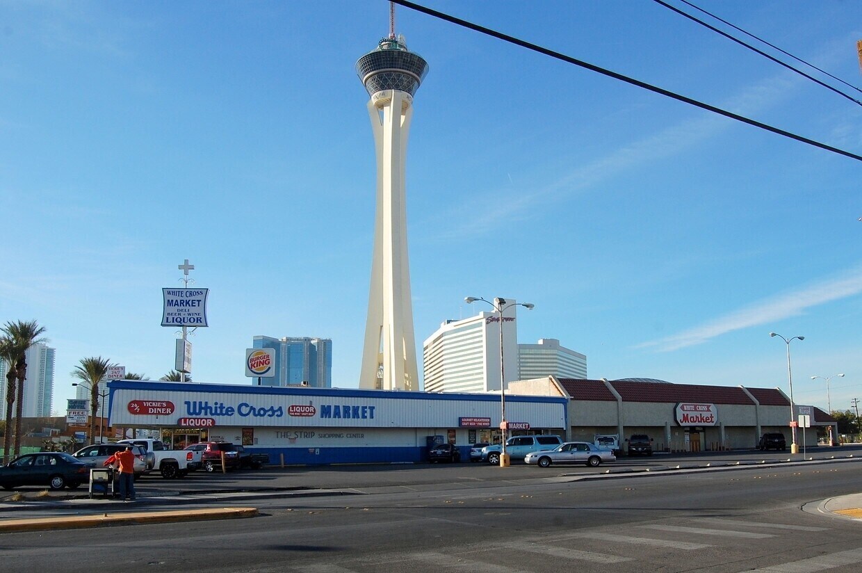 1700 Las Vegas Blvd, Las Vegas, NV for sale Building Photo- Image 1 of 10