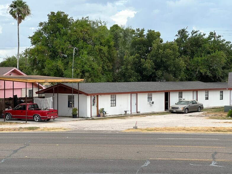 164 W Old Highway 83, Rio Grande City, TX à vendre - Photo du bâtiment - Image 3 de 21