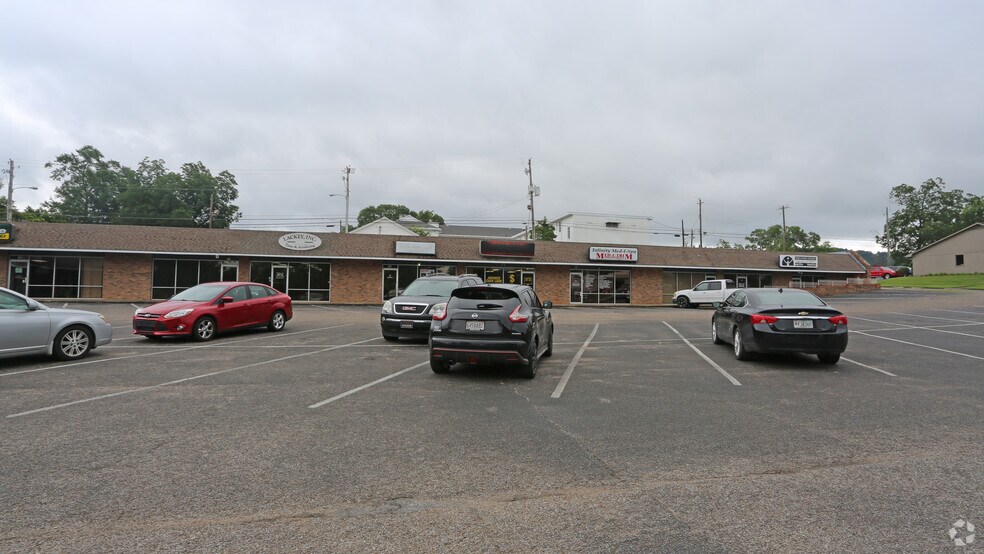 501 Quintard Ave, Anniston, AL à louer - Photo du bâtiment - Image 3 de 3