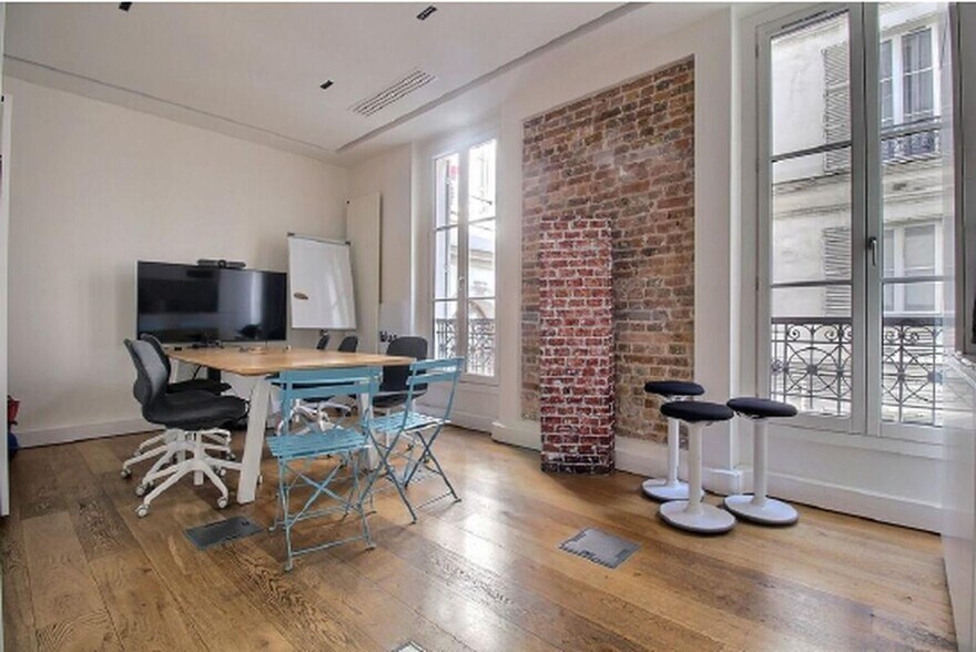 20 Rue Saint-Lazare, Paris for lease - Interior Photo - Image 3 of 11