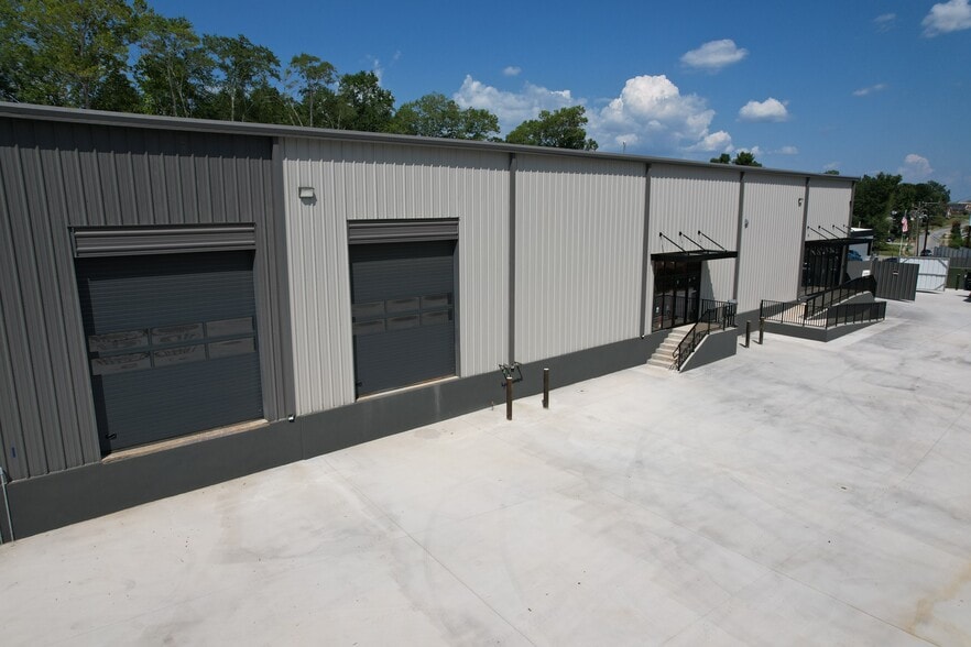 630 Wofford St, Spartanburg, SC for lease - Building Photo - Image 2 of 11