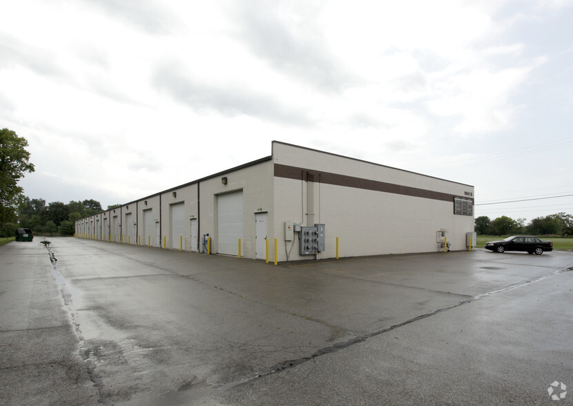 1941 Williams Rd, Columbus, OH for lease - Building Photo - Image 3 of 3