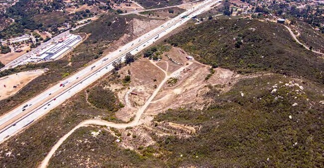 Plus de détails pour 25568 Mesa Rock Rd, Escondido, CA - Terrain à vendre