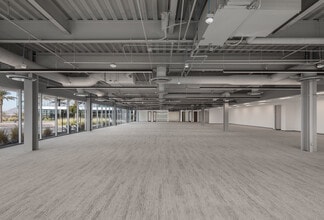 2046 Riverview Auto Dr, Mesa, AZ à louer Photo intérieure- Image 2 de 6