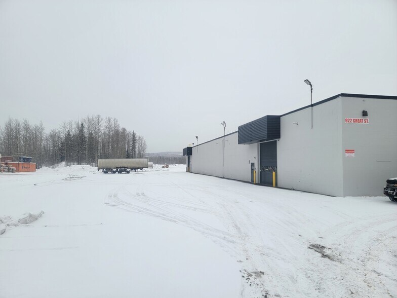 922 Great St, Prince George, BC à louer - Photo du bâtiment - Image 2 de 12