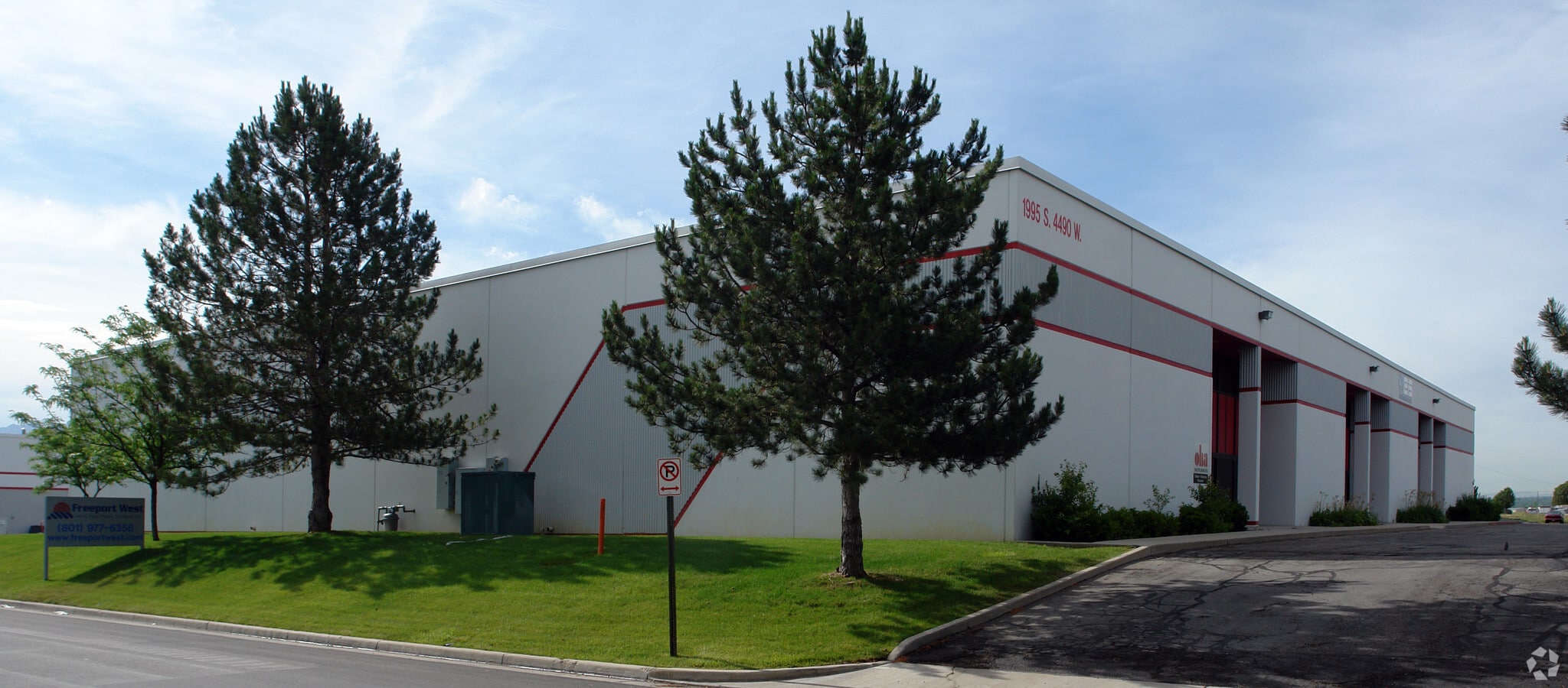 1995 S 4490 W, Salt Lake City, UT for lease Primary Photo- Image 1 of 3