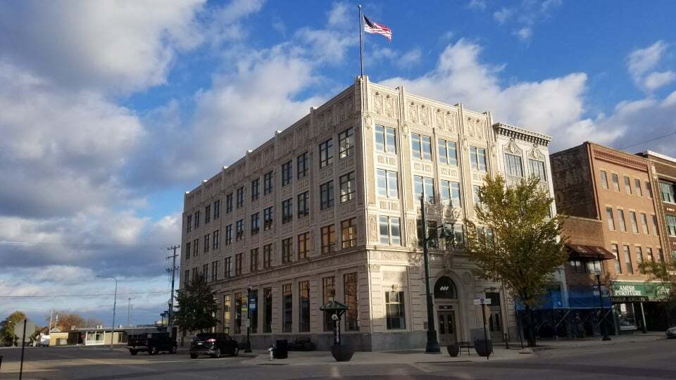 201 S Broadway Ave, Albert Lea, MN à louer - Photo du bâtiment - Image 2 de 58