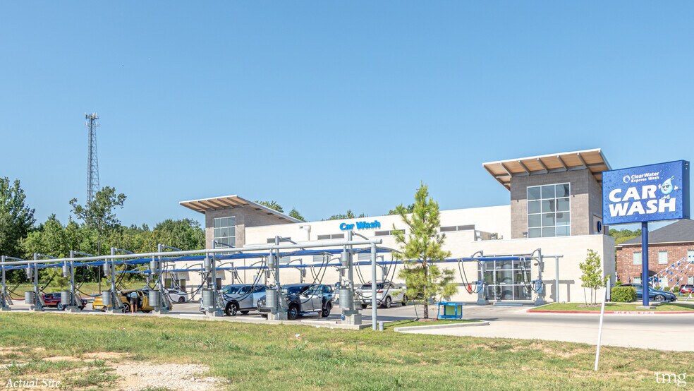 14667 Highway 105 W, Montgomery, TX à vendre - Photo du bâtiment - Image 2 de 8