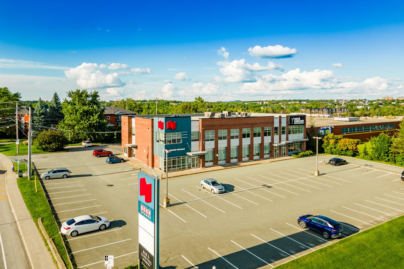 3071-3077 Boul De Portland, Sherbrooke, QC for sale Primary Photo- Image 1 of 1