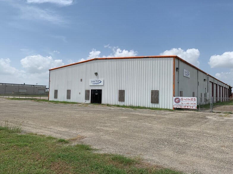 901 Fesco Dr, Alice, TX à vendre - Photo du bâtiment - Image 1 de 5