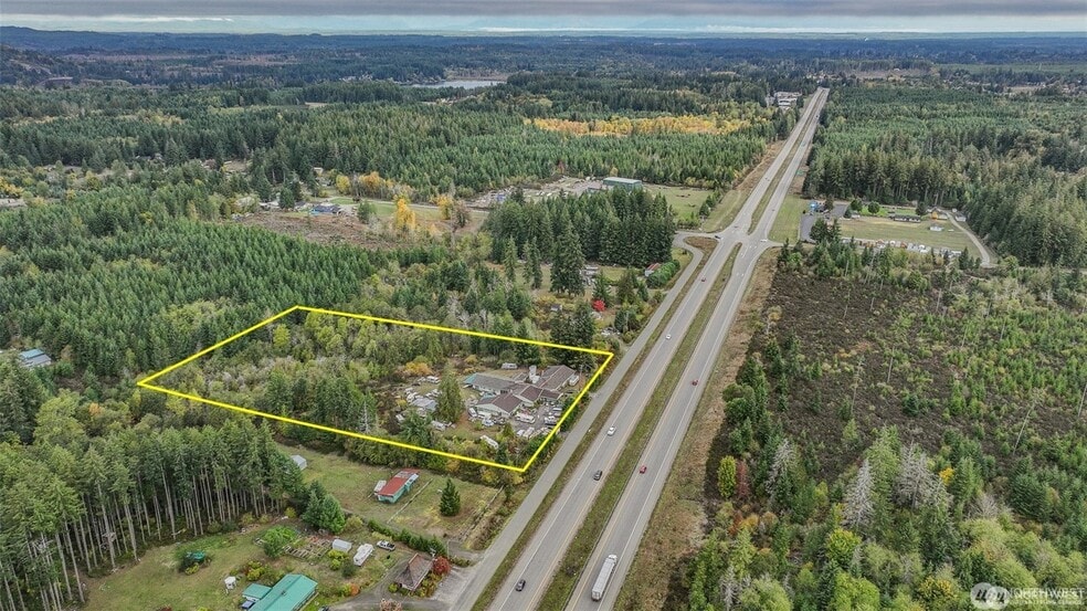 180 W Manor Rd, Shelton, WA for sale - Primary Photo - Image 1 of 2