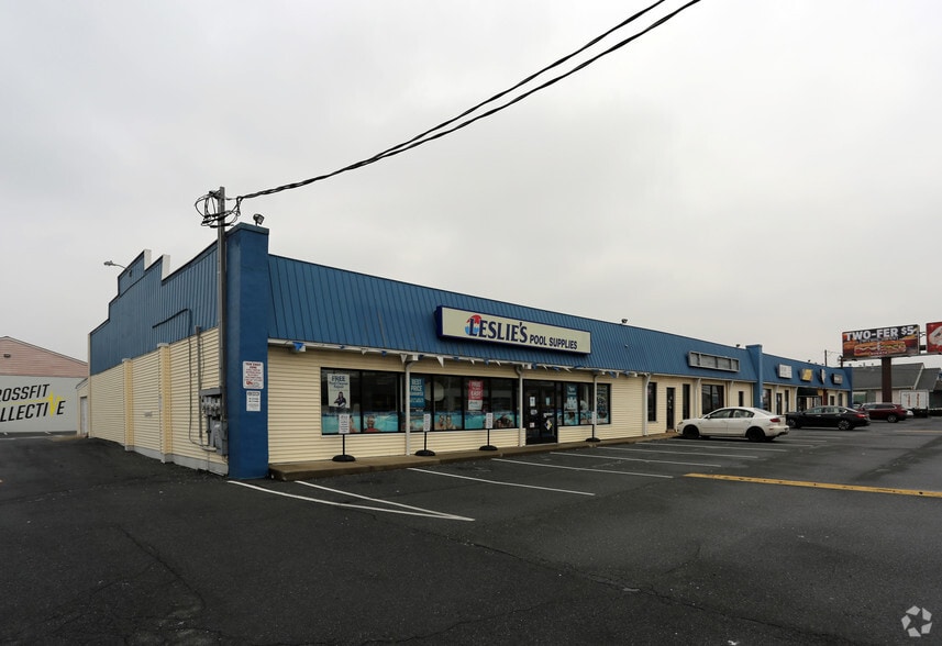1285 Manheim Pike, Lancaster, PA for lease - Primary Photo - Image 1 of 6