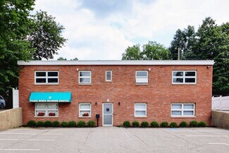 Plus de détails pour 1 Old Middletown Rd, Pearl River, NY - Bureau, Bureau/Commerce de détail à louer