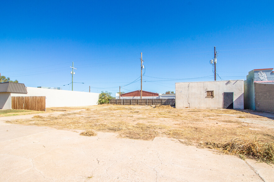 1937 Buddy Holly Ave, Lubbock, TX for sale - Building Photo - Image 3 of 3