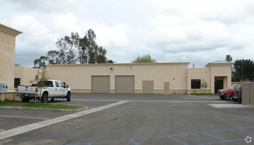 1668 Palmyrita Ave, Riverside, CA à vendre - Photo du bâtiment - Image 3 de 4