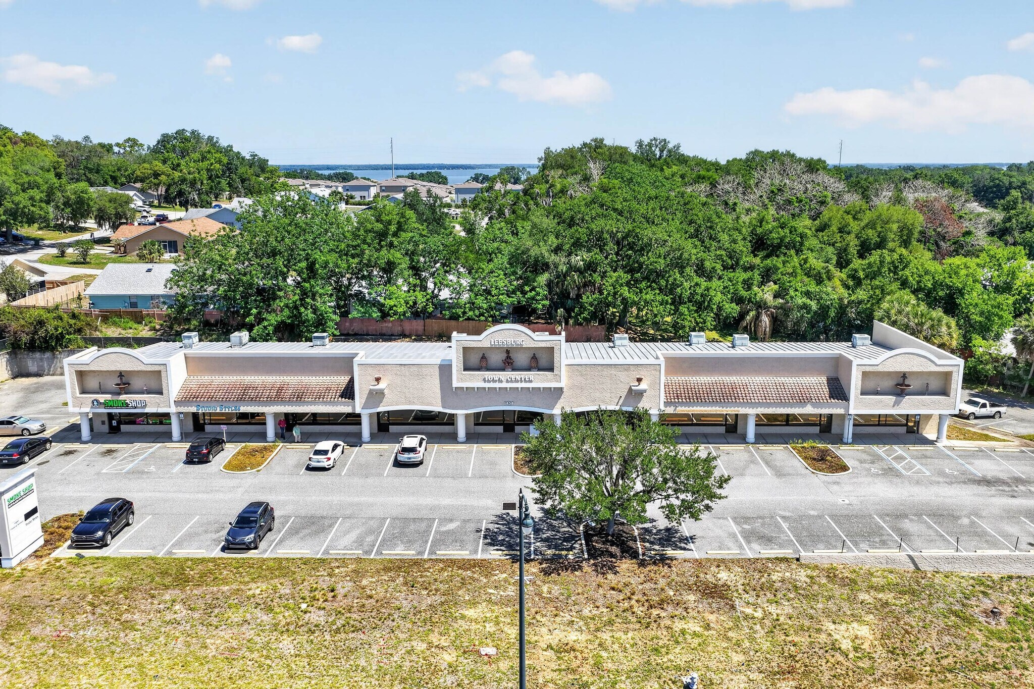 1450 E North Blvd, Leesburg, FL à louer Photo du bâtiment- Image 1 de 12