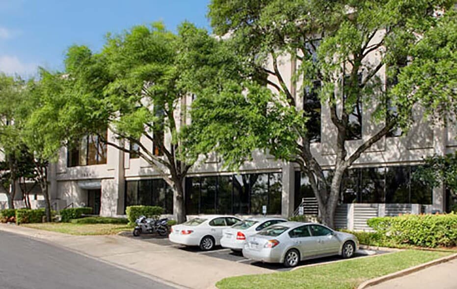 1609 Shoal Creek Blvd, Austin, TX à louer - Photo du bâtiment - Image 2 de 4