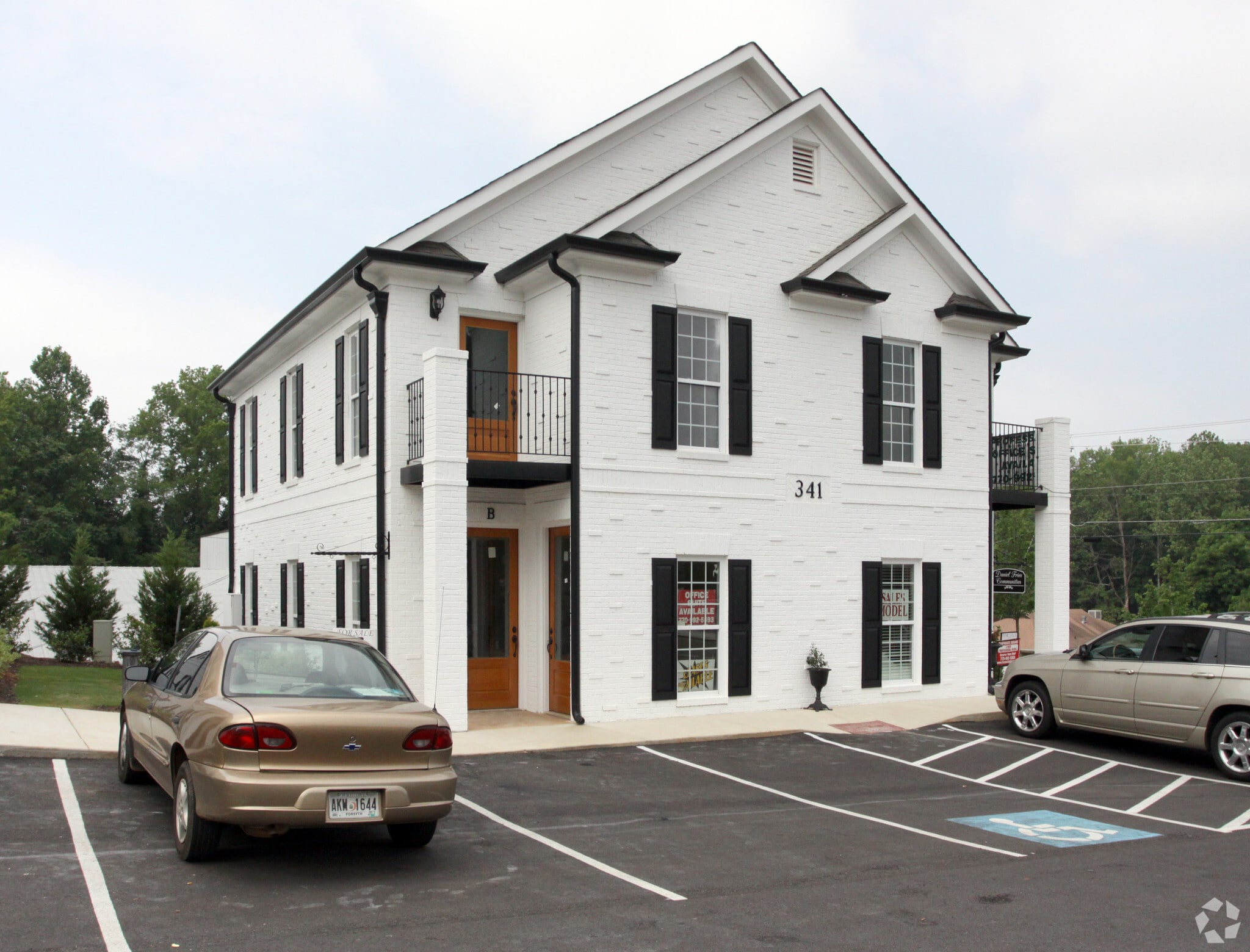 341 Dahlonega St, Cumming, GA for lease Primary Photo- Image 1 of 15