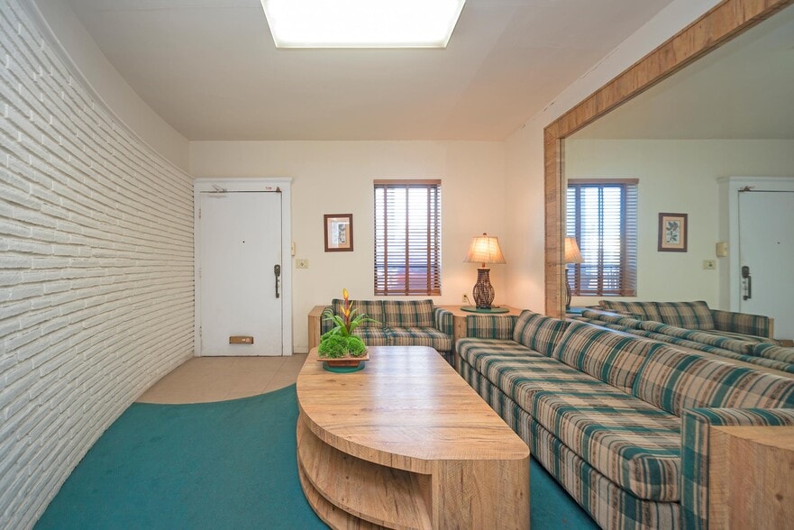 2138 Hollywood Blvd, Hollywood, FL à vendre - Photo intérieure - Image 3 de 12