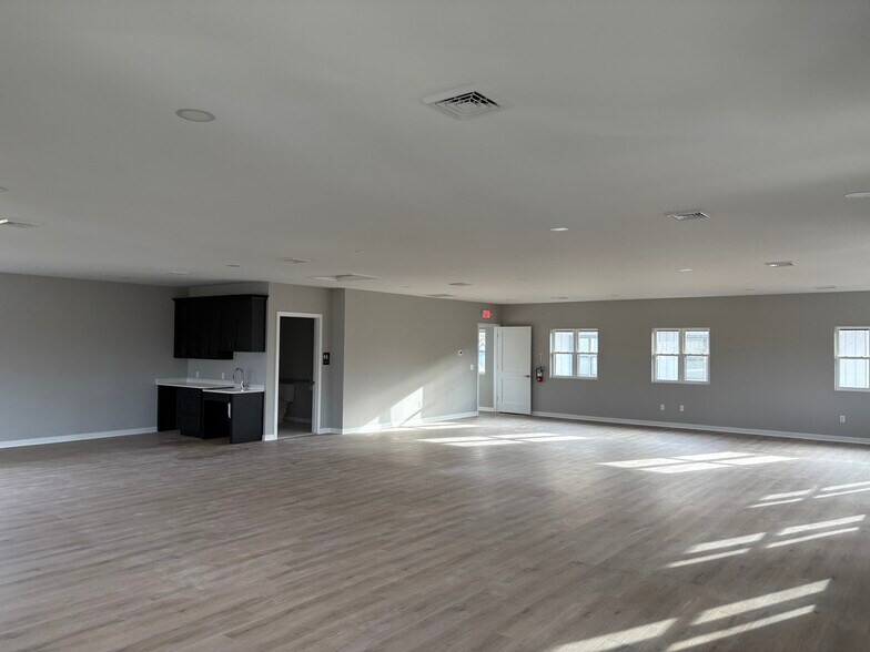 408 Bethel Rd, Somers Point, NJ à vendre - Photo intérieure - Image 2 de 39