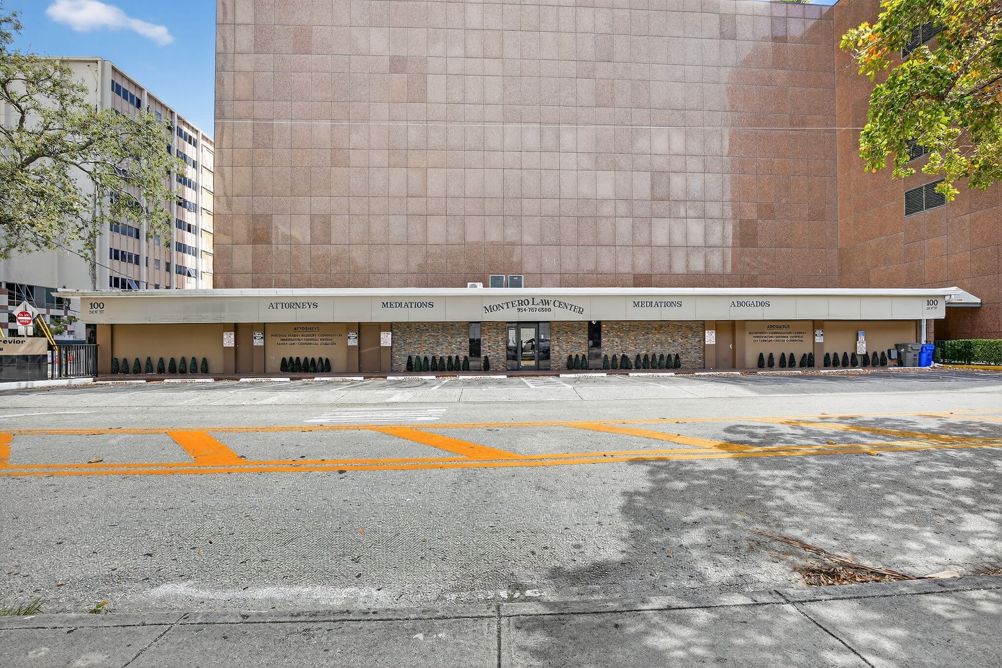 100 SE 6th St, Fort Lauderdale, FL for lease Primary Photo- Image 1 of 36