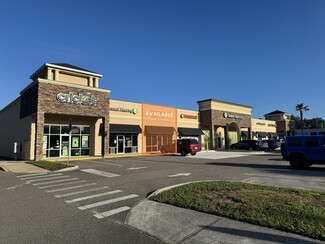 Plus de détails pour 1702 N Woodland Blvd, Deland, FL - Vente au détail à louer