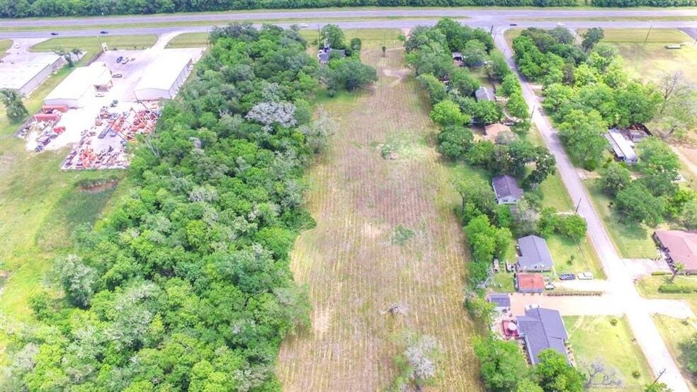 1910 N Brazosport Blvd, Richwood, TX à vendre - Aérien - Image 2 de 10