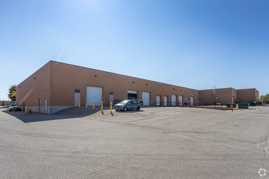 4025 Sladeview Cres, Mississauga, ON for lease - Building Photo - Image 2 of 3