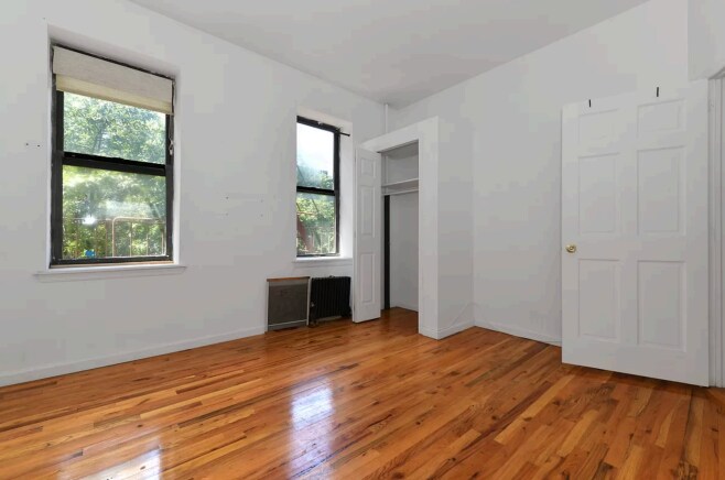 347 Bedford Ave, Brooklyn, NY à vendre - Photo intérieure - Image 3 de 7