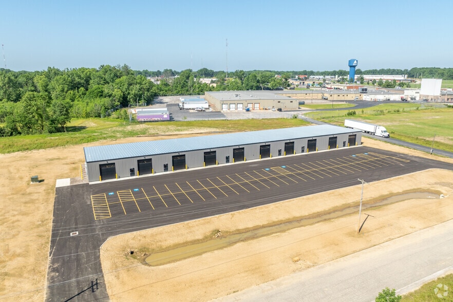 1701-1713 Seddon Ct, Ashland, OH for lease - Building Photo - Image 3 of 12
