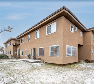 Plus de détails pour 511 Braid and 520 Westminster Portfolio – Multi-résidentiel à vendre, Penticton, BC