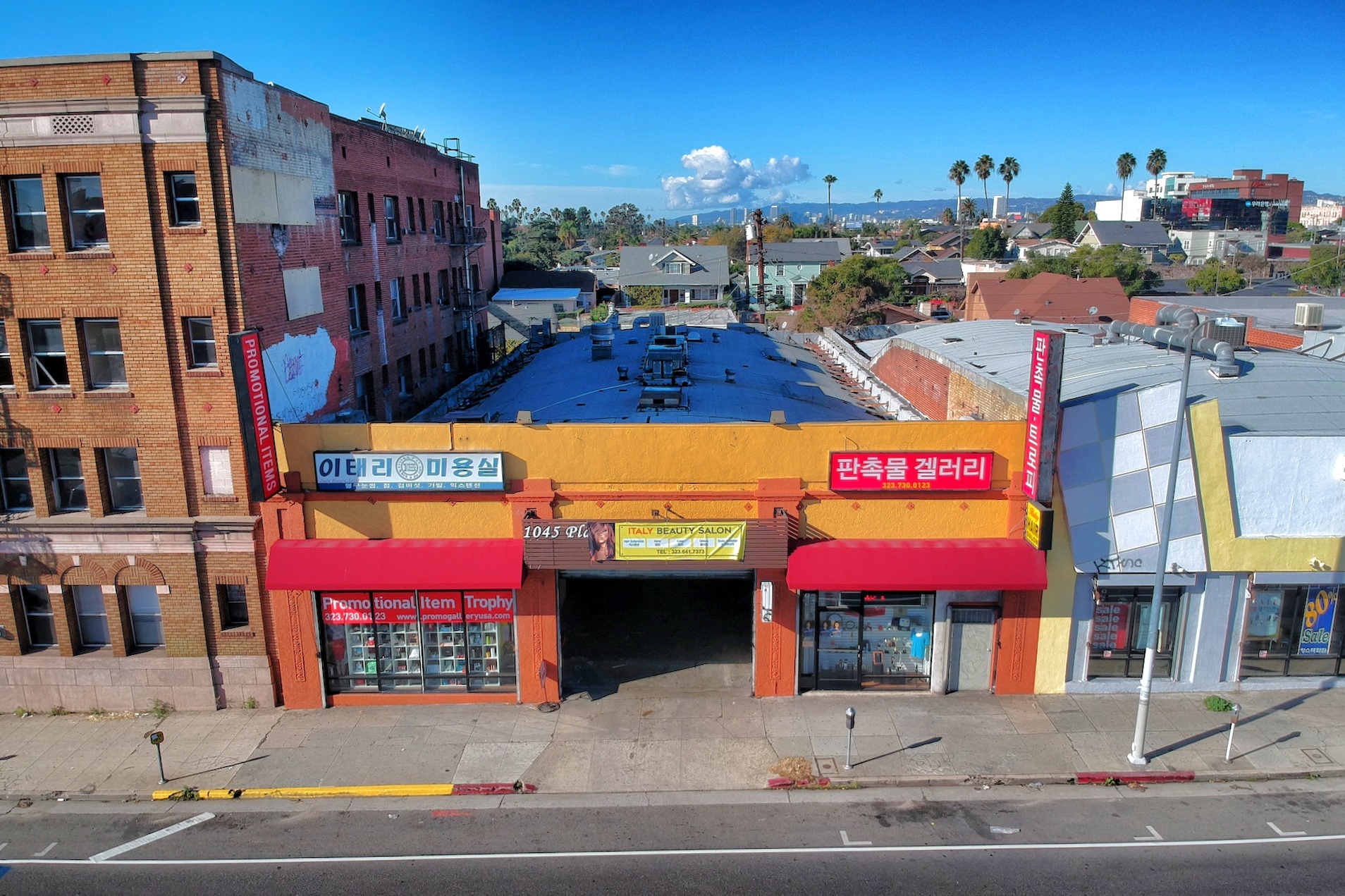 1045 S Western Ave, Los Angeles, CA à vendre Photo du bâtiment- Image 1 de 1