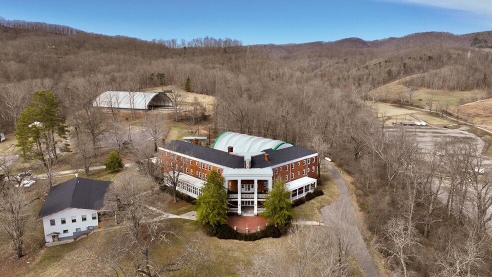 158 Academy Lane Dr, Pence Springs, WV for sale - Building Photo - Image 3 of 138