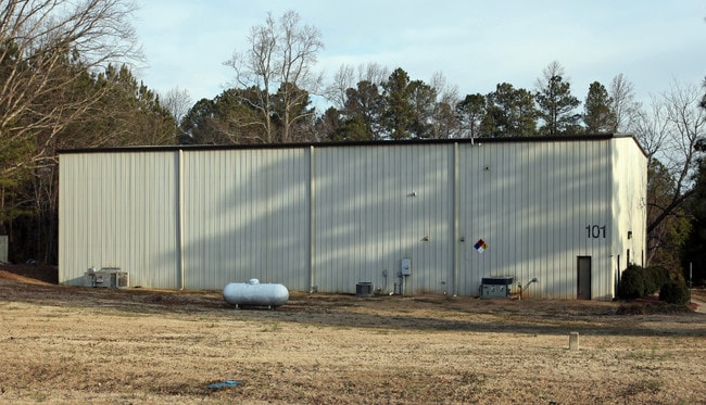 More details for 101 High Hope Ln, Garner, NC - Industrial for Lease