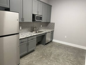 13145 Spring Cypress Rd, Cypress, TX à louer Photo intérieure- Image 2 de 19