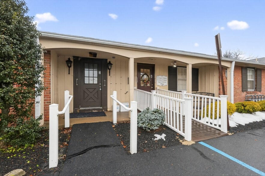 1701 Wynwood Dr, Cinnaminson, NJ for sale - Building Photo - Image 2 of 49