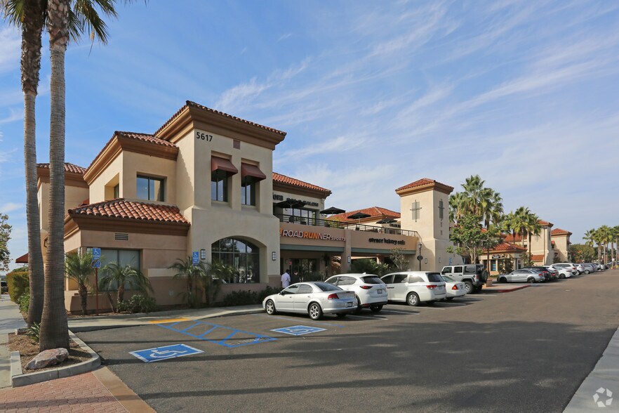 5617 Paseo Del Norte, Carlsbad, CA for sale - Primary Photo - Image 1 of 9