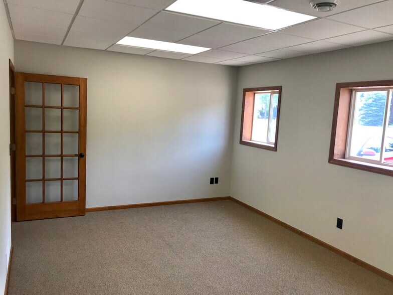 22417 Hwy 6, Deerwood, MN à louer - Photo du bâtiment - Image 2 de 18